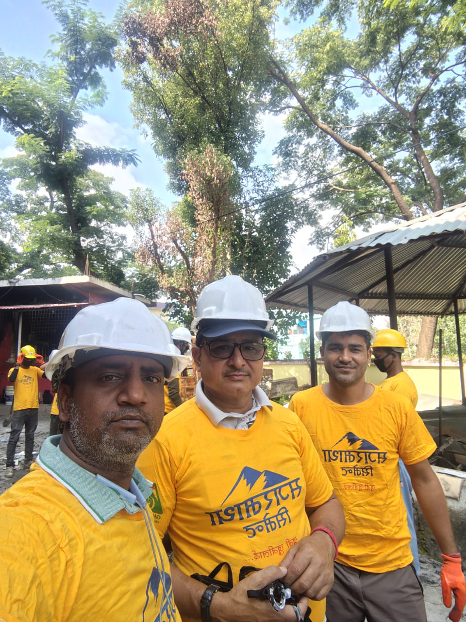 घोराही सिमेन्टद्वारा मालपोत कार्यालयमा सरसफाइ र रङरोगन