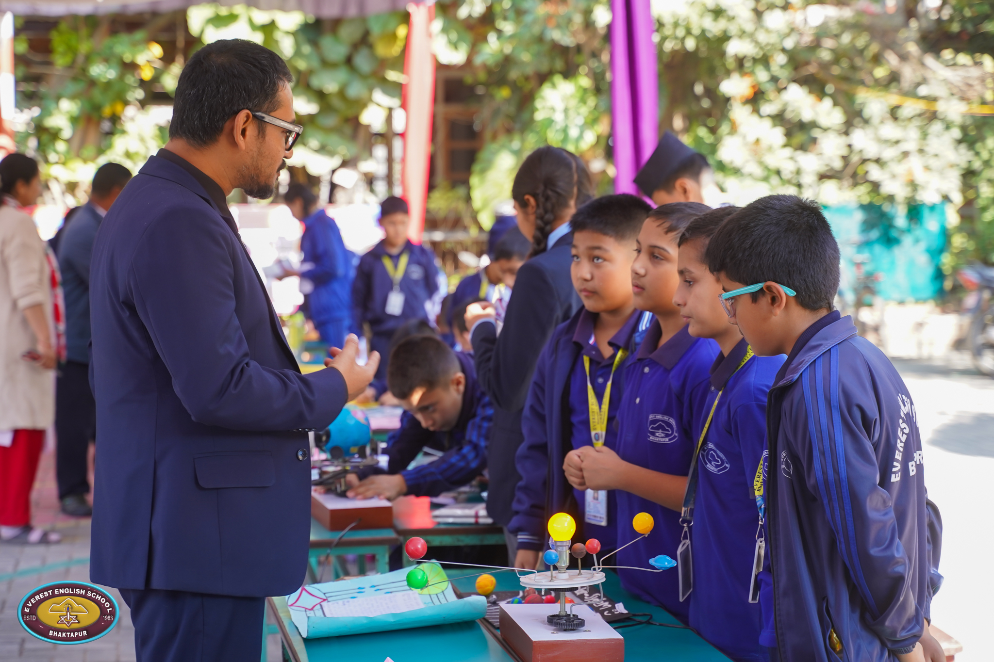 एभरेस्ट स्कुलले विज्ञान तथा प्रविधि सम्बन्धी विशेष कारखाना प्रदर्शनी सम्पन्न