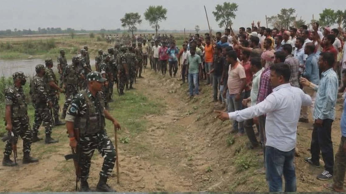 प्रधानमन्त्रीको बोलीपछि सुस्तामा छिरेका भारतीय सुरक्षाकर्मी स्थानीयले लखेटे