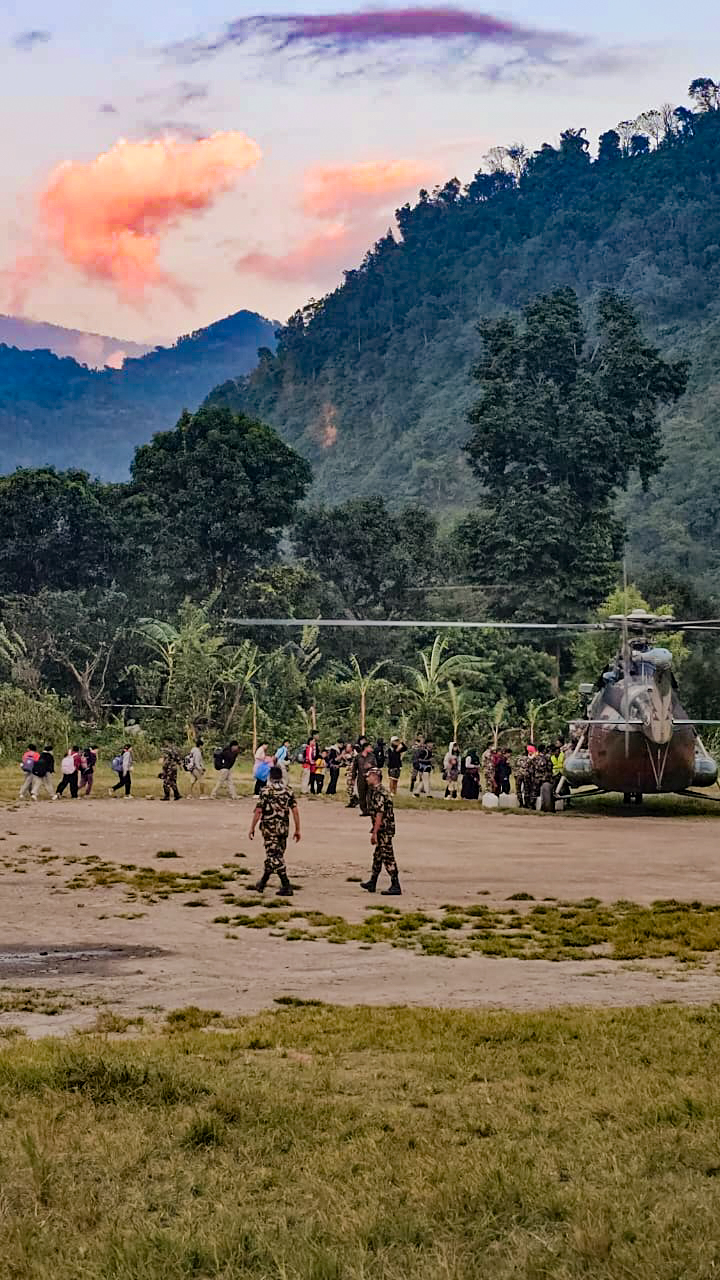 बुढीगण्डकी बाढी अपडेट : ११ विदेशीसहित ७६ जनाको उद्धार, करिब ४ हजार केजी राहत ढुवानी